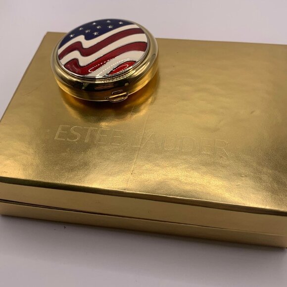 2000s Vintage Estee Lauder 'America The Beautiful' Collectible Powder Compact - Picture 3 of 9